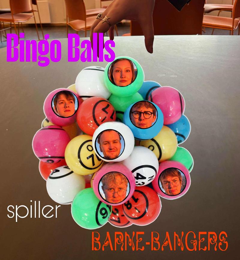 Bilde av bingoballer med bilde av musikerne i bande